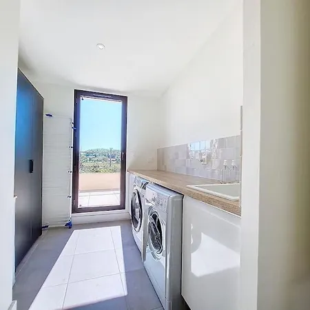 Mas T6 Contemporain Avec Piscine Chauffee Вилла *